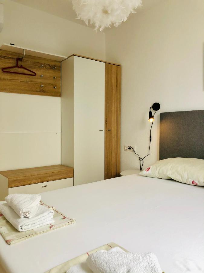 טרוגיר Villa Dani Sea & Pool Apartments מראה חיצוני תמונה
