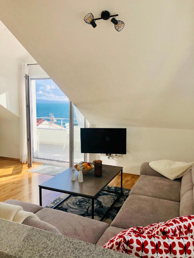 טרוגיר Villa Dani Sea & Pool Apartments מראה חיצוני תמונה