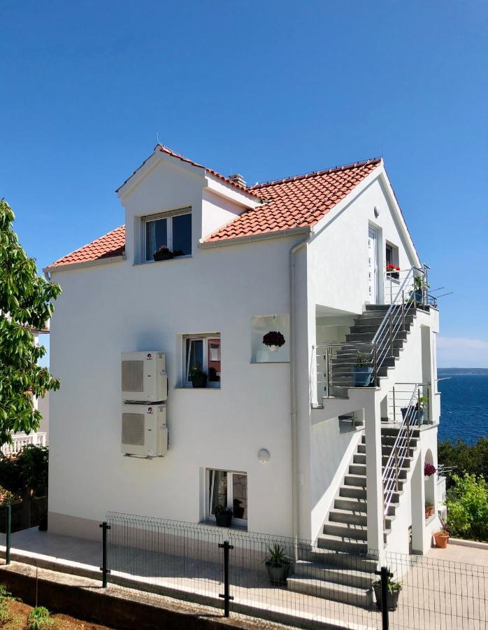 טרוגיר Villa Dani Sea & Pool Apartments מראה חיצוני תמונה